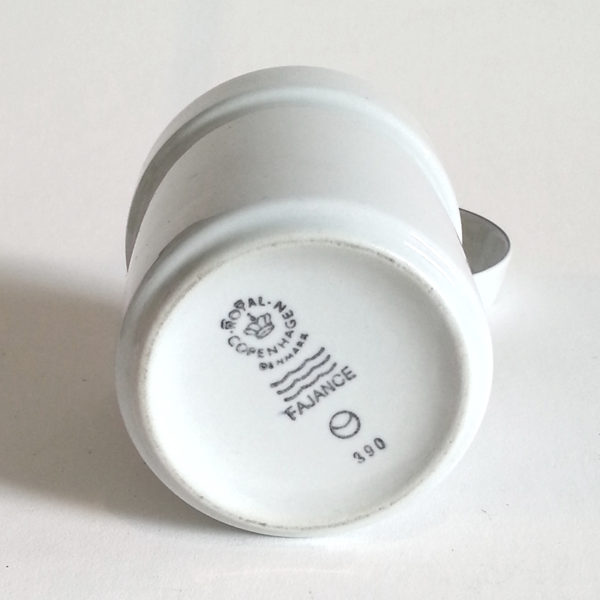 Blue Line Fajance Creamer by Grethe Meyer, base with mark