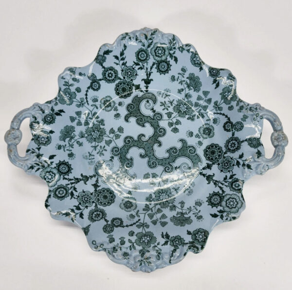 William Ridgway & Co. “Flosculous” Dessert Set, England, c. 1840, single with handles top view