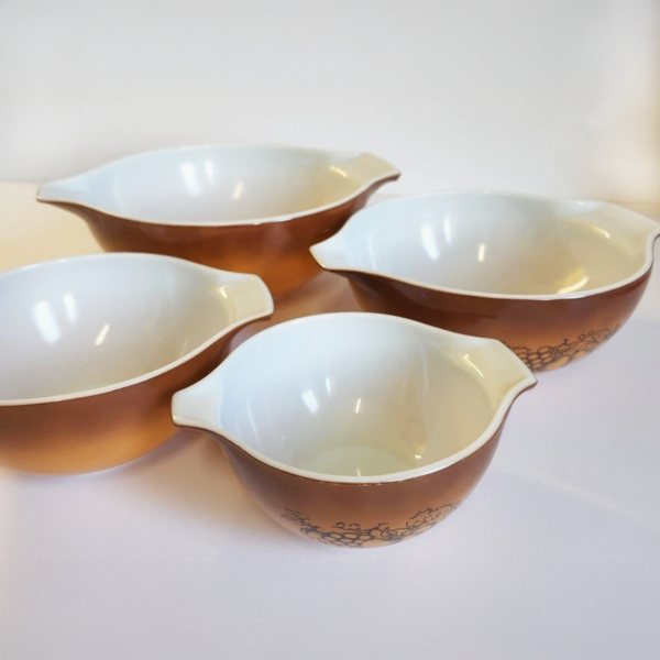 Pyrex Old Orchard Cinderella Nesting Bowl Set, USA Pyrex Old Orchard Cinderella Nesting Bowl Set, USA, top view