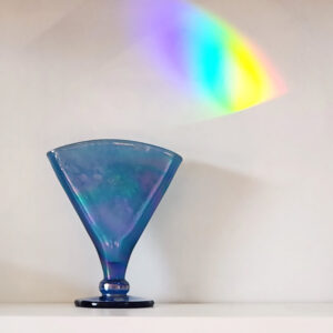 Iridescent Fan Vase Fenton Art Glass, USA c. 1980s Iridescent Fan Vase Fenton Art Glass, USA c. 1980s
